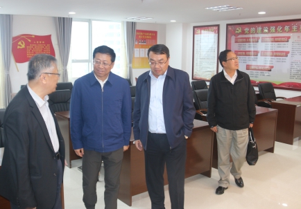 青海省副省長、省國資委黨委書記、主任王黎明，蒞臨省物產(chǎn)集團(tuán)調(diào)研指導(dǎo)工作