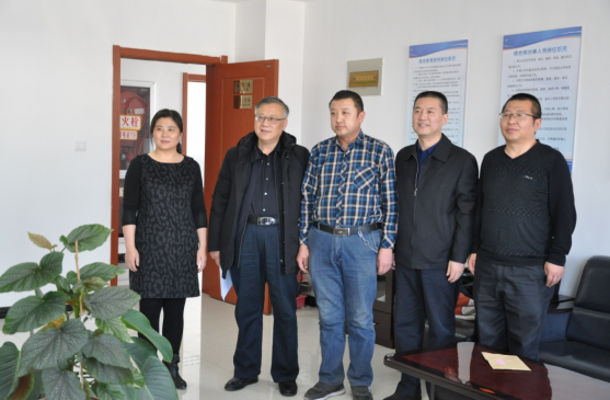 寒風擋不住，情暖員工家