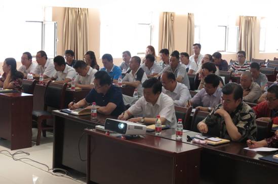 加強業(yè)務(wù)培訓，提升工作能力